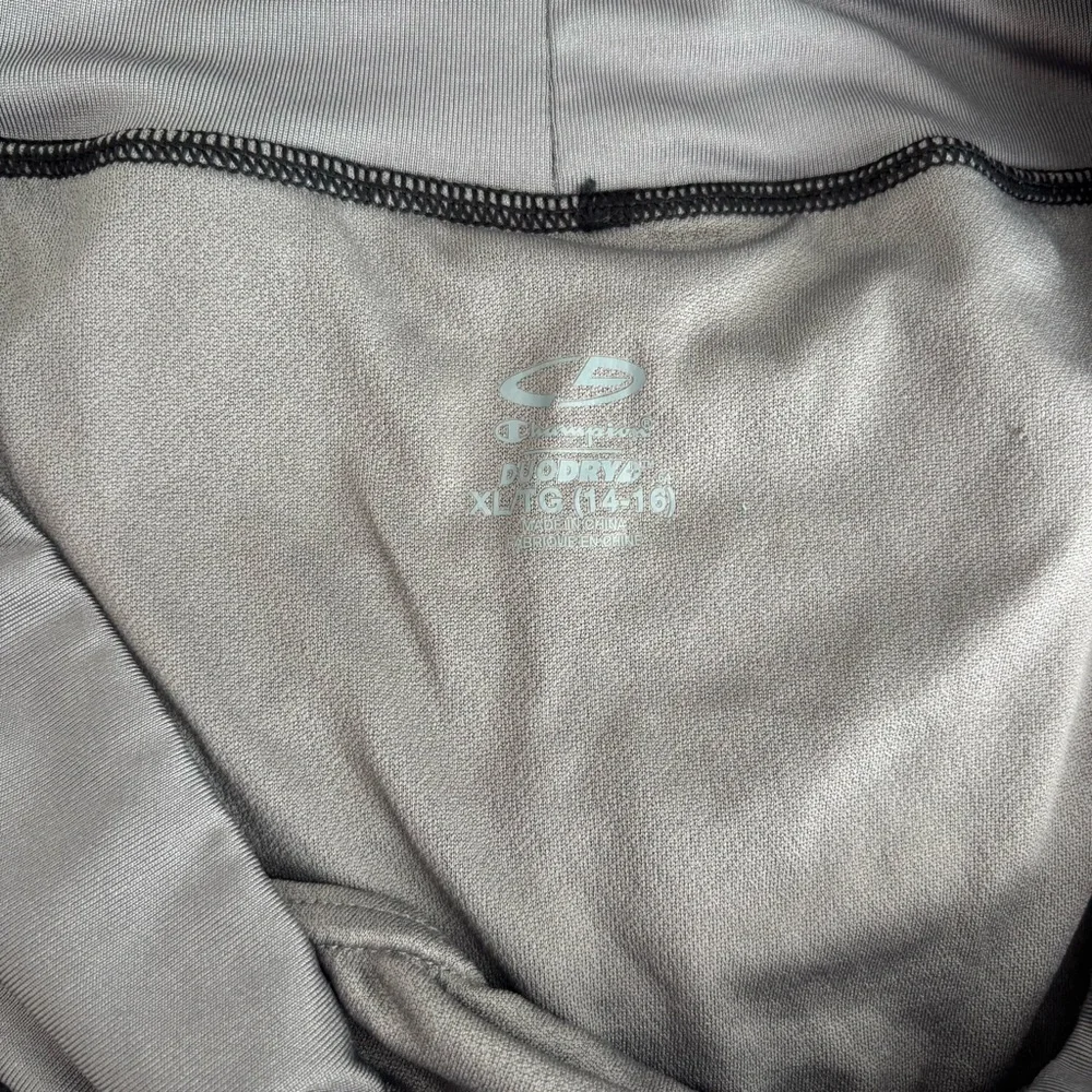 Champion black running